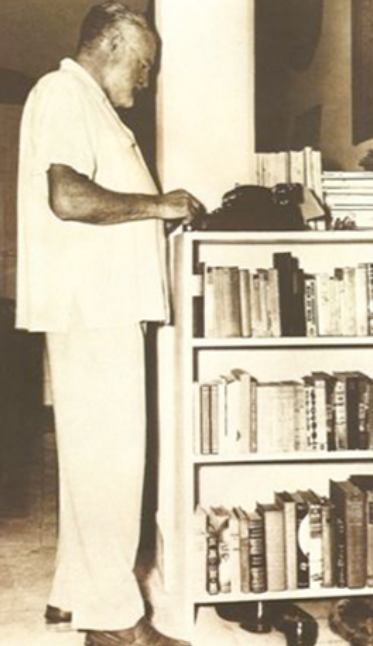 Standing with Hemingway – Colin Garrow